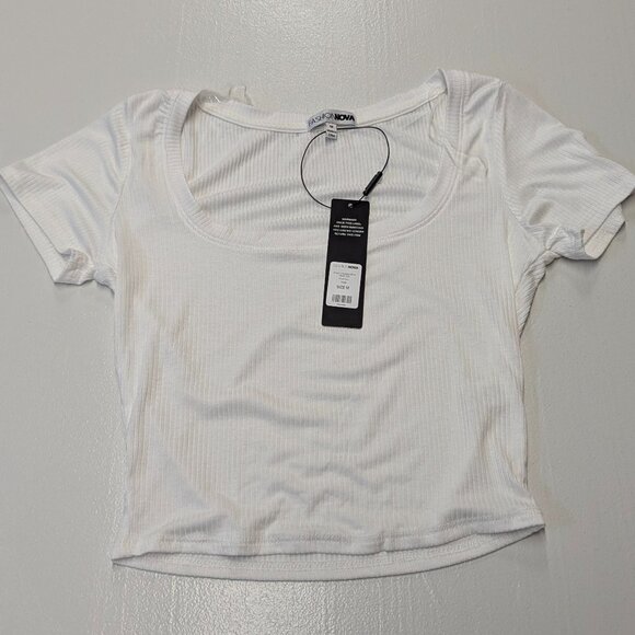 NWT Shirt Bundle Fashion Nova White One Step Up Ivory Size S/M - Picture 2 of 11